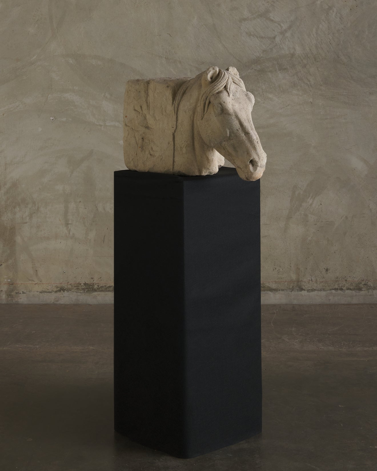 ITALIAN ARCHITECTURAL CARVED STONE HORSE
